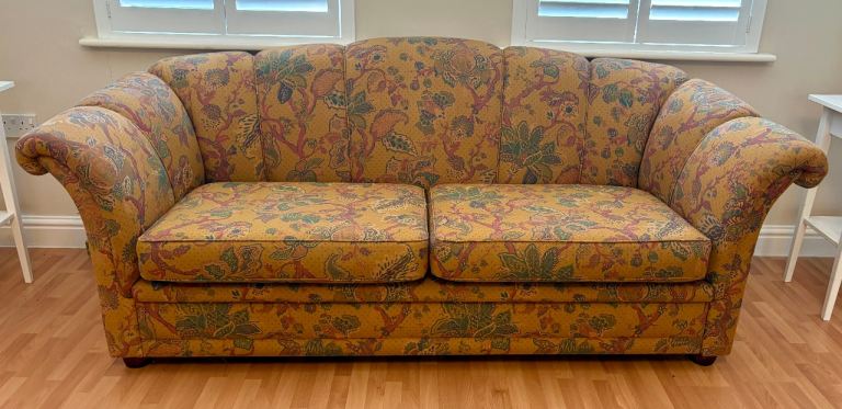 IKEA Traditional Fabric 2-Seater Sofa – Multicoloured Floral Pattern