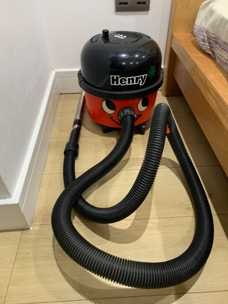 Henry numatic vacuum cleaner