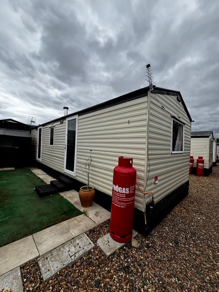 mobile home to rent south ockendon 