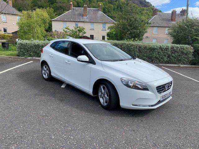 Volvo V40 ES T2 1.6 Euro 5 S/S 2013 Only 62000 Miles FSH One Previous Lady Owner 12 Months MOT Inc