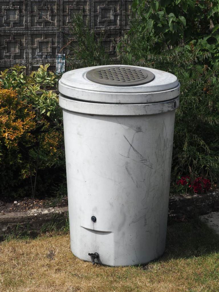 MAGNUM RAIN BARREL WATER BUTT