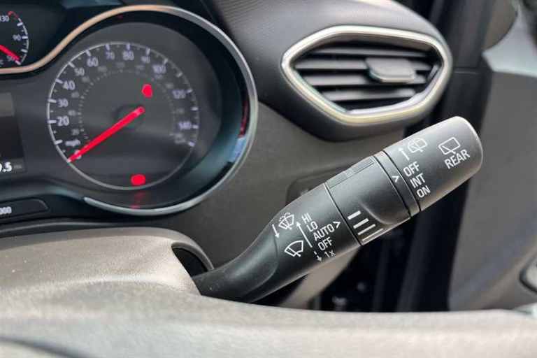 2022 Vauxhall Crossland 1.2i Turbo (130 PS) Ultimate 5 Door Petrol SUV *** 1 Owner / Full Vauxhal...