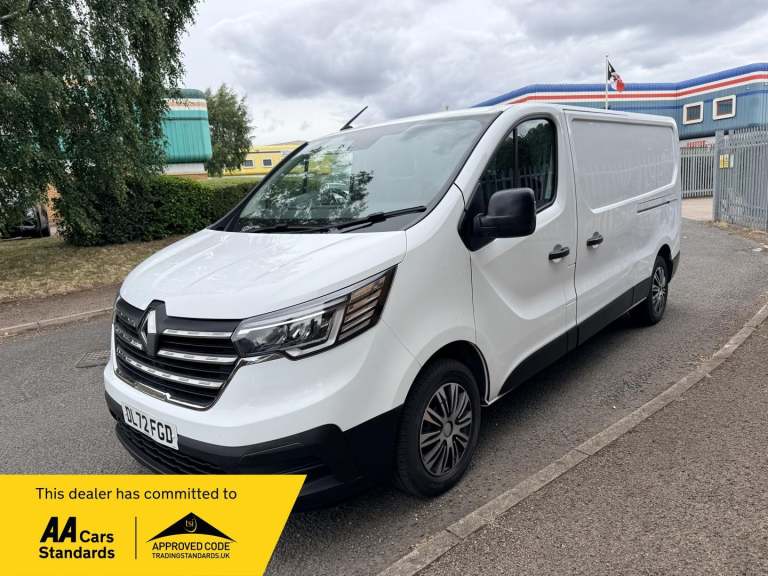 RENAULT TRAFIC 2.0 LL30 Blue dCi 130 Business+ Panel Van MY22 2023