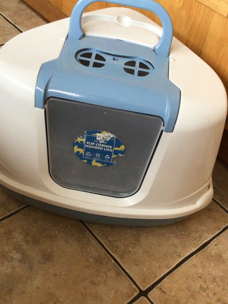 Pets at home cat corner hooded loo 
