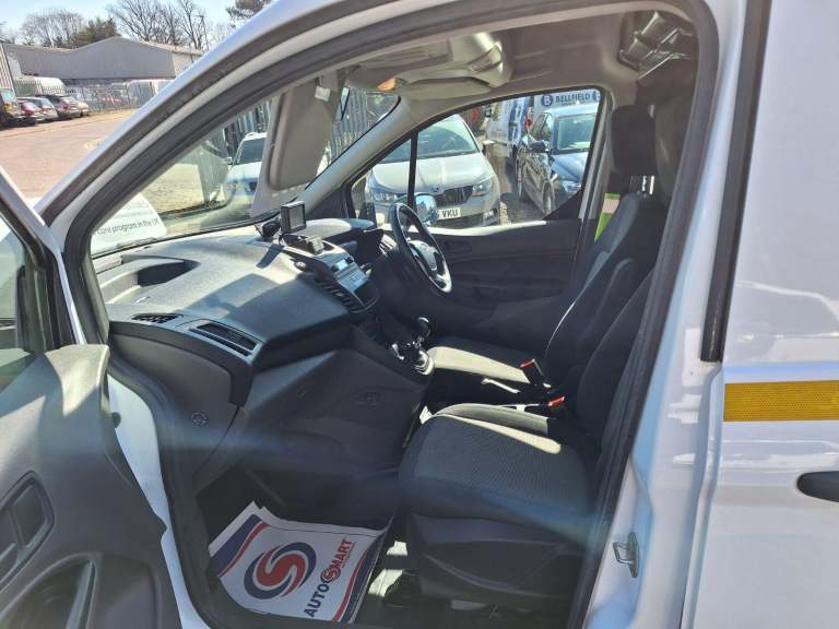 FORD TRANSIT CONNECT 1.5 220 EcoBlue White Manual Diesel 2019