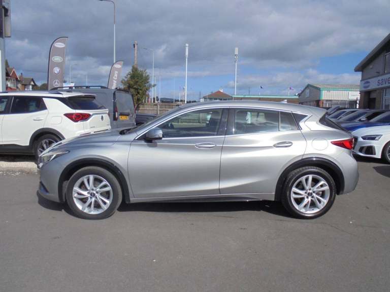 Infiniti Q30 1.5d Business Executive 5dr Diesel