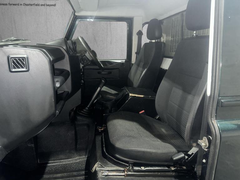 2016 Land Rover Defender Hi Capacity PickUp TDCi [2.2] PICK UP DIESEL Manual