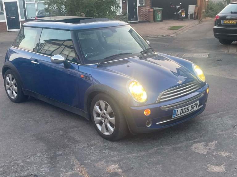 Mini, HATCHBACK, Hatchback, 2006, Semi-Auto, 1598 (cc), 3 doors