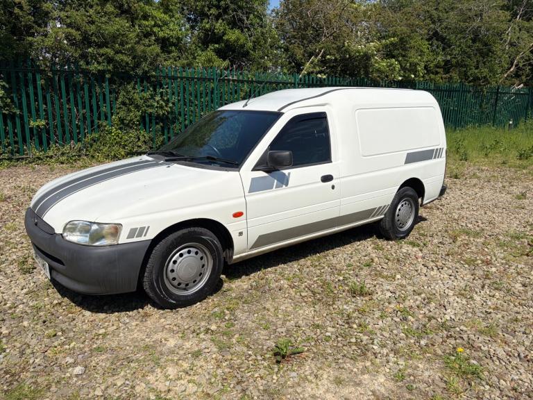 2001 Ford Escort Plus Van CAR DERIVED VAN Diesel Manual