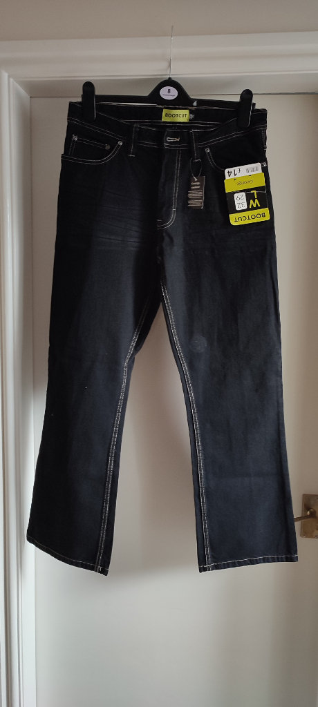 Men's Jeans Black Bootcut size 32W 29L