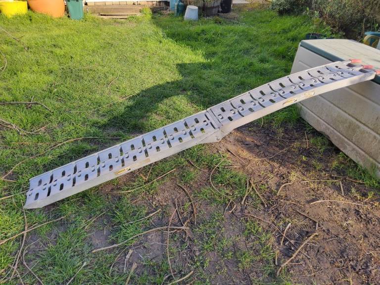 Folding Heavy Duty Alloy Motorcycle Ramp