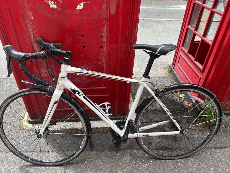 LIV AVAIL AR 4 WOMENS ENDURANCE ROAD BIKE