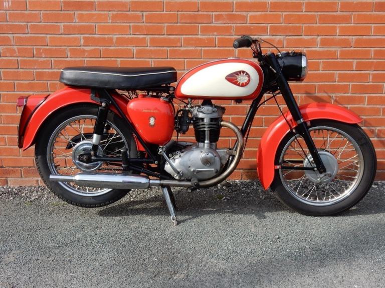BSA C15 250cc 1959 - 758 XWH