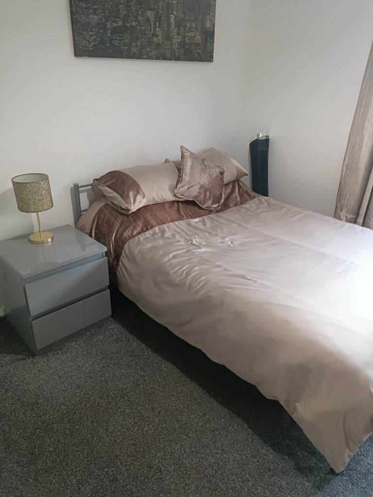 Room for Rent G23
