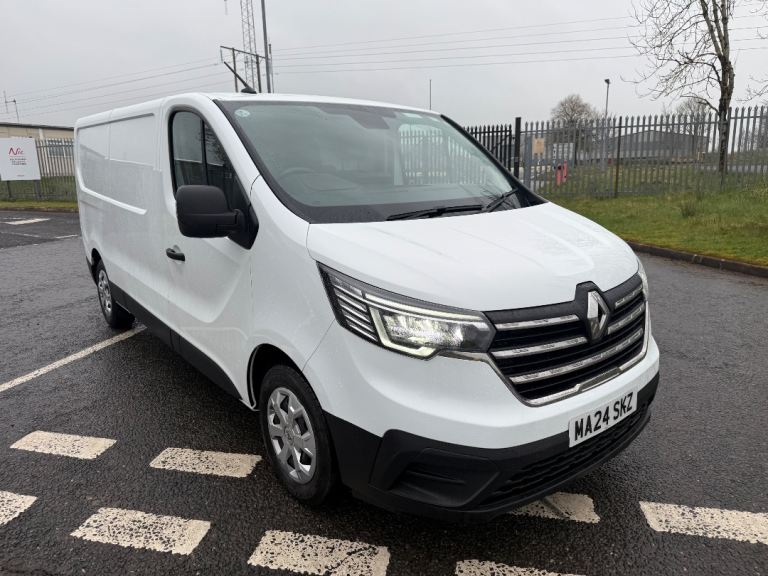 2024 Renault traffic 