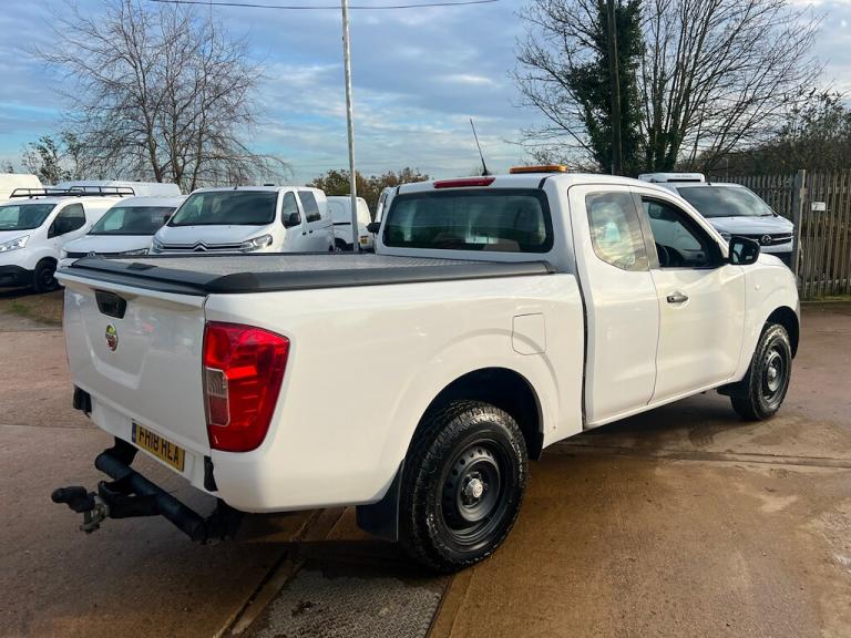 2018 Nissan Navara 2.3 dCi Visia King Pickup Extended Cab 4dr Diesel Manual 4WD Euro 6 (s/s) ( Pi...