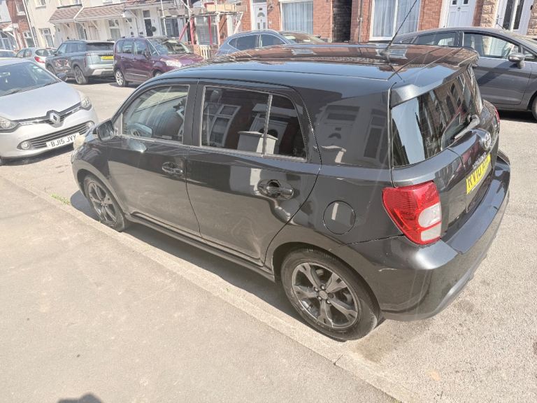 Toyota, URBAN CRUISER, Hatchback, 2010, Manual, 1329 (cc), 5 doors