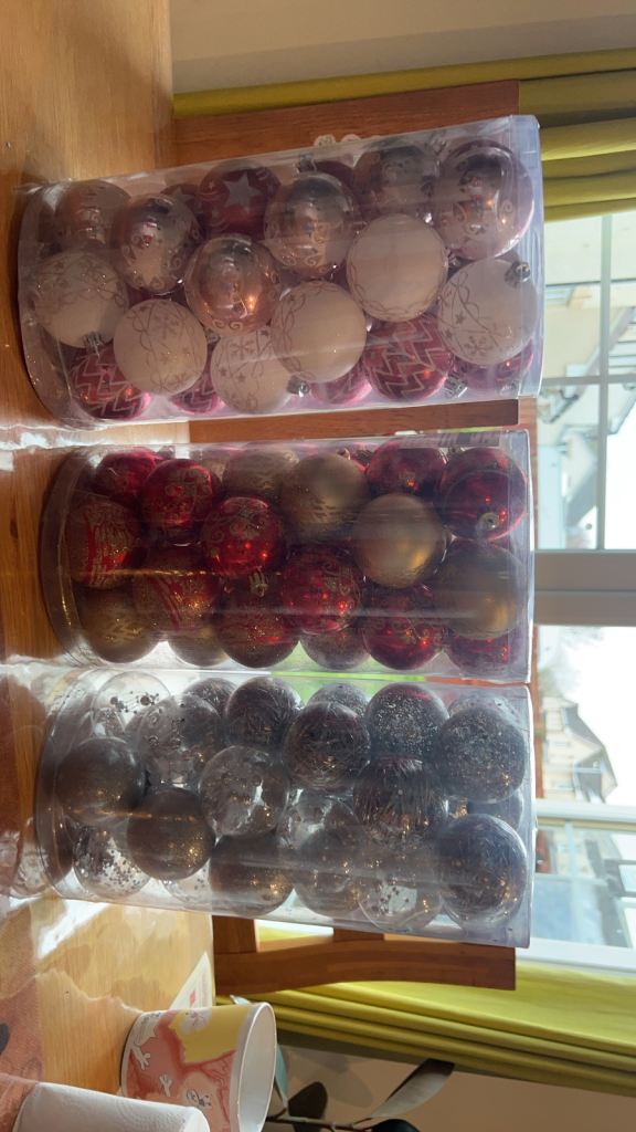 🎄 Christmas Baubles for Sale – £3 per Box 