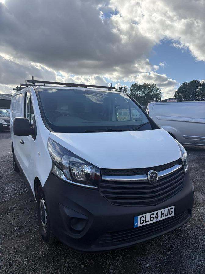Vauxhall Vivaro Vivaro  2700 CDTI (white) 2014