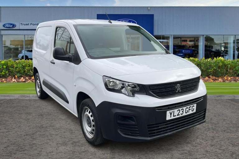 2023 Peugeot Partner 1000 1.5 BlueHDi 100 Professional Premium + Van PANEL VAN DIESEL Manual