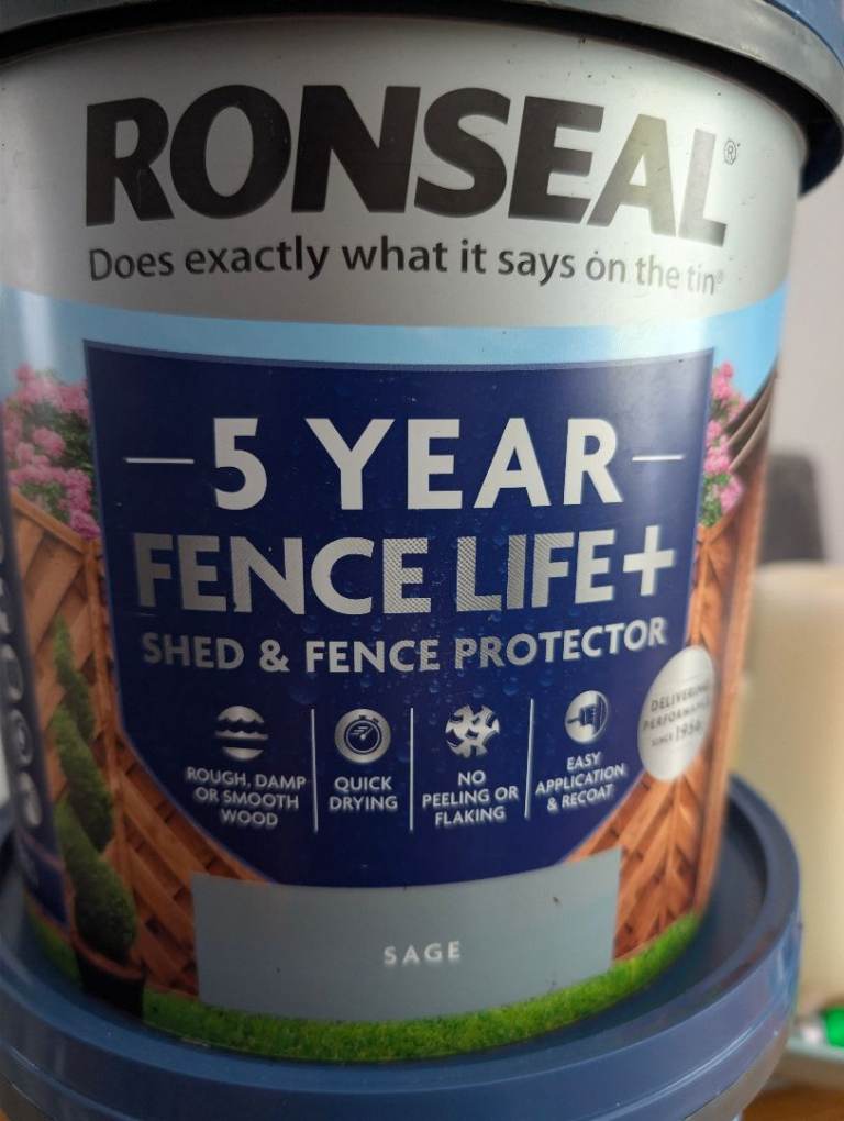 RONSEAL FENCE PAINT
