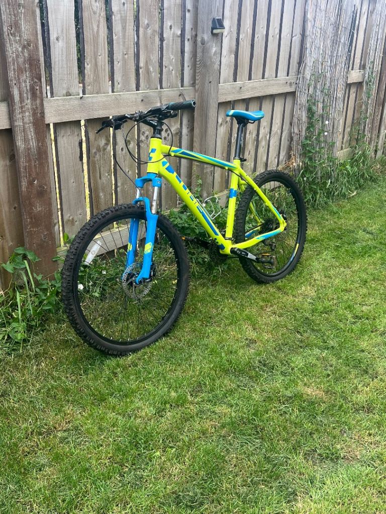 Cube cross county bike 
