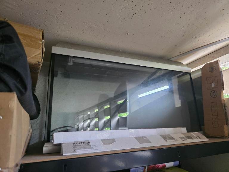 Aquarium tank for sale