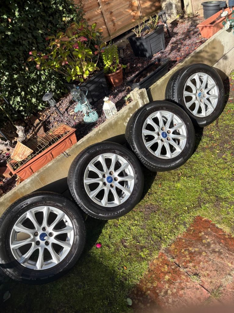 Ford Wheels