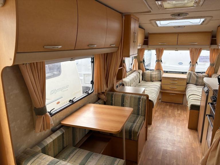 ABBEY AVENTURA 340 -TWIN AXLE- FIXED BUNK BEDS + END WASHROOM 