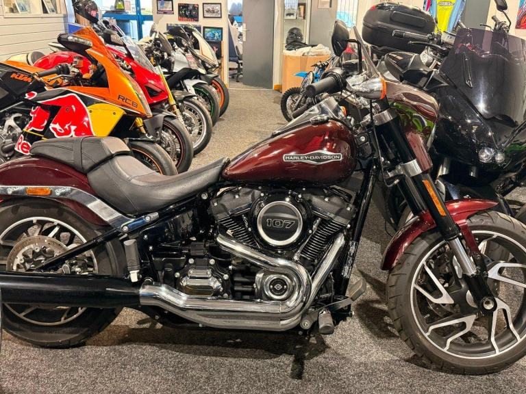 2019 Harley Davidson FLSB 1745 19