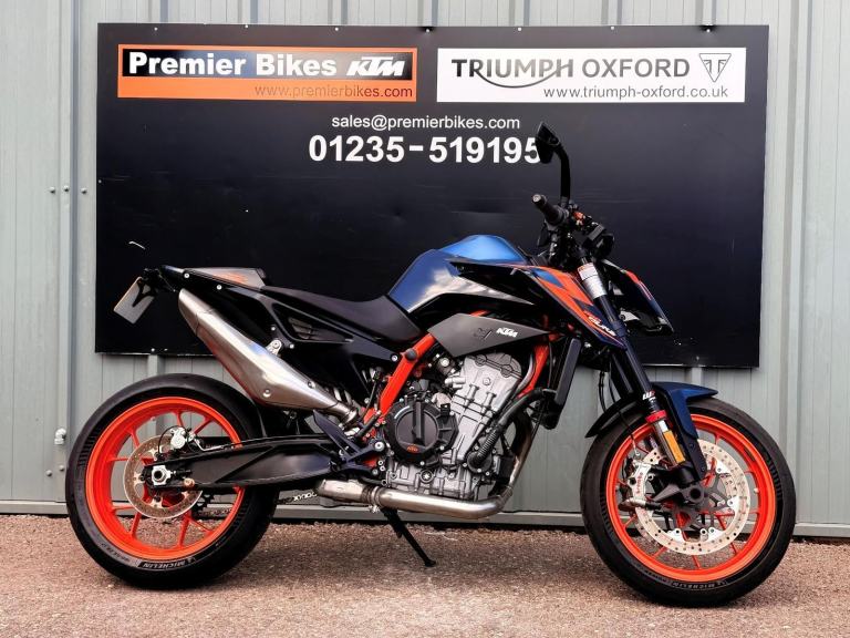 Stunning Low Mileage 2023/72 KTM 890 Duke R Motorcycle 