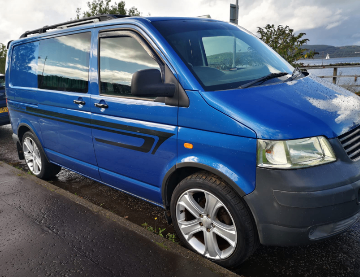 VW T5 CAMPERVAN RARE DOUBLE SIDE DOOR, REALLY GOOD CONDITION, MOT'D