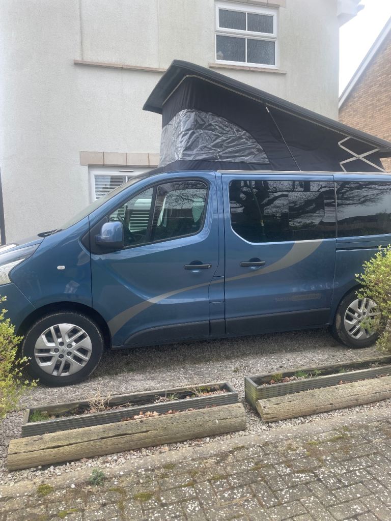 Renault trafic sport