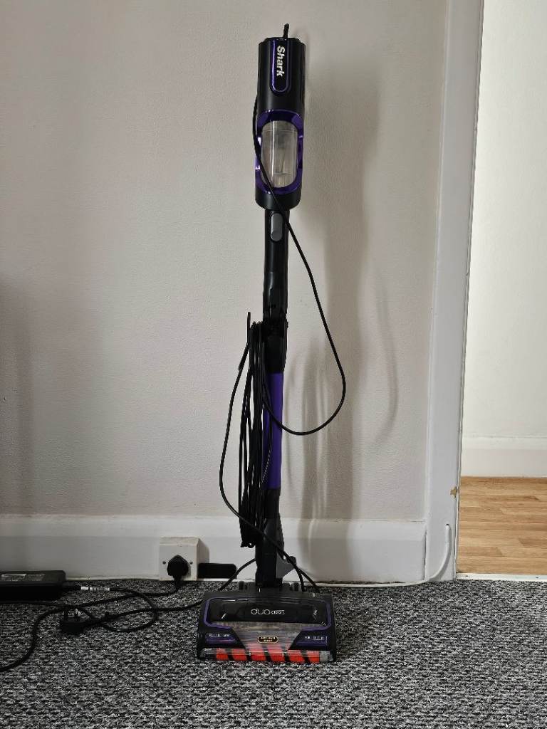 Shark Flexology Anti Hair Wrap Corded Upright Vacuum Cleaner