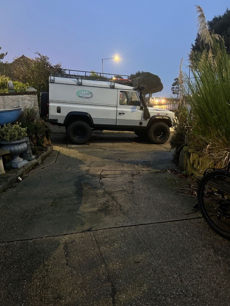 Land Rover, DEFENDER, Panel Van, 1997, Manual, 2401 (cc)