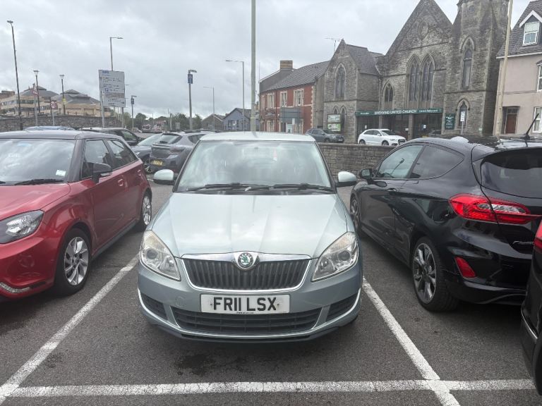 Skoda, FABIA, Hatchback, 2011, Manual, 1197 (cc), 5 doors