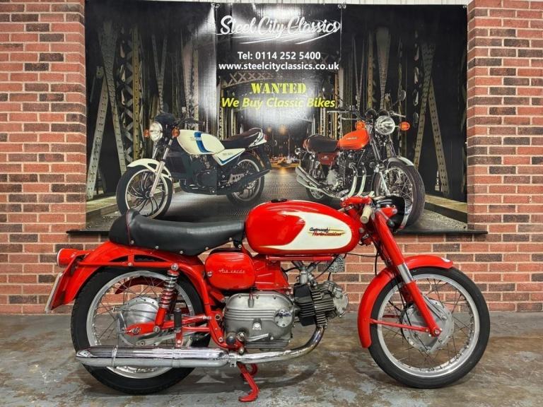 Harley Davidson Aermacchi ala verde - For sale in Chesterfield