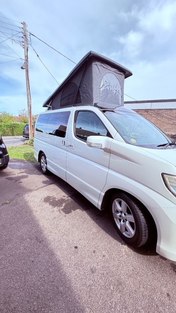 Nissan, E51 Elgrand  Auto, camper conversion 2005, 2495 (cc) 