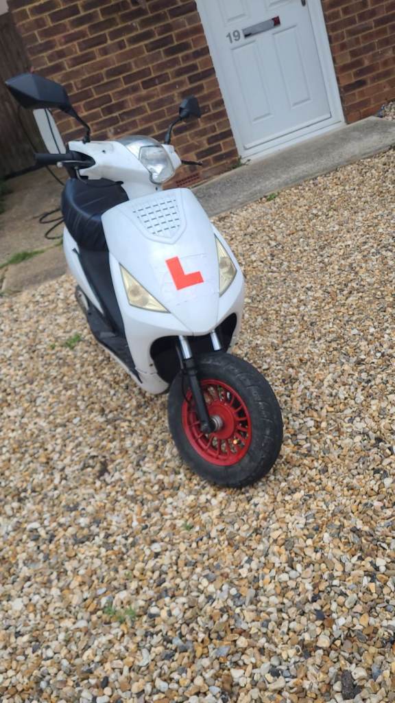 50cc 4 stroke sinnas moped 