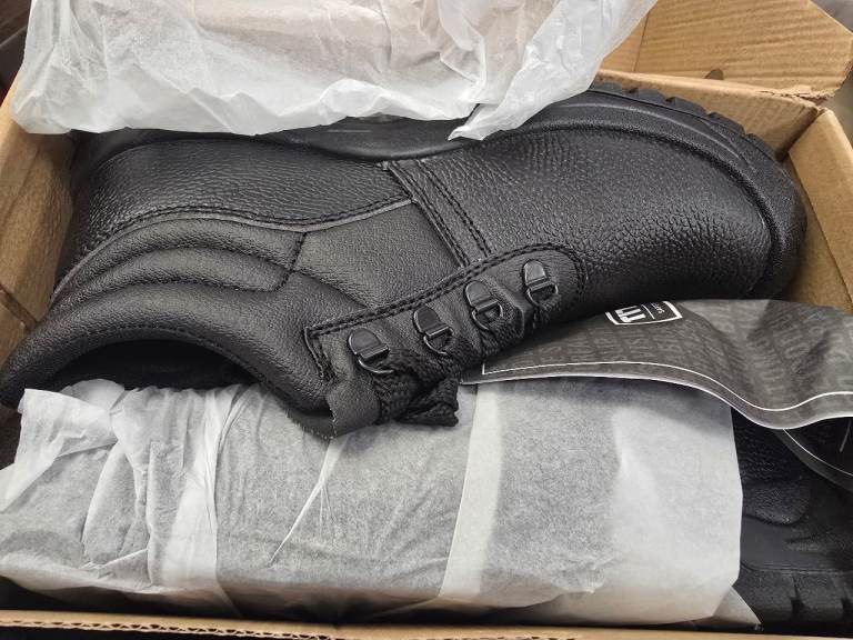 Brand New Titan Mercury Safety Shoes – Steel Toe Cap – Size 10