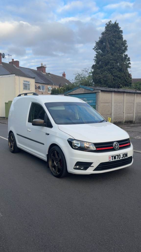 Vw caddy 2.0tdi Highline *low miles*
