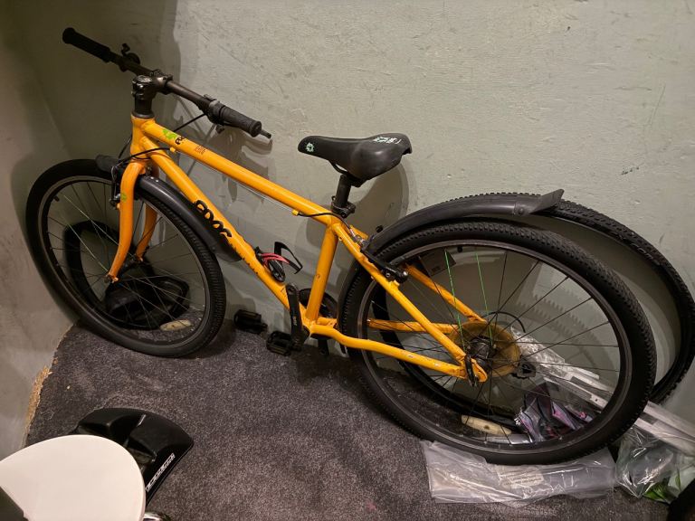 Frog 69 orange bike - NEEDS WORK/REPAIRS DONE