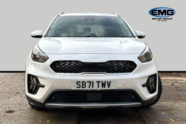  Kia Niro Plug In Hybrid 1.6 Gdi 8.9kwh 3 Suv 5dr Petrol Plug In Hybrid Dct