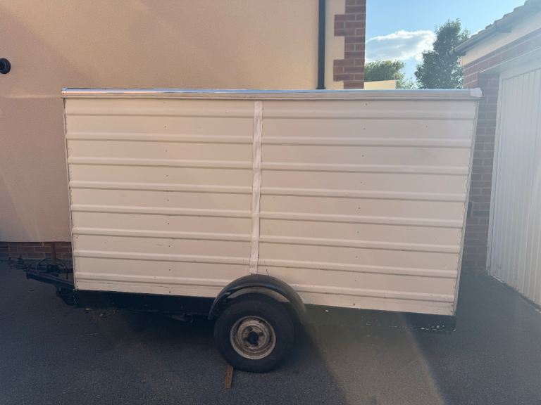 Box Trailer