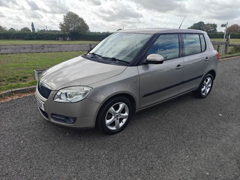 Skoda, FABIA, Hatchback, 2009, Manual, 1390 (cc), 5 doors