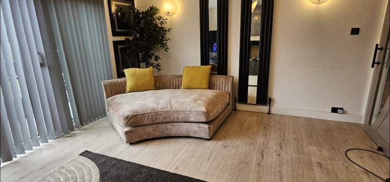 Brand New Sofology®️ The Palm 2 Seater Sofa RRP £1800