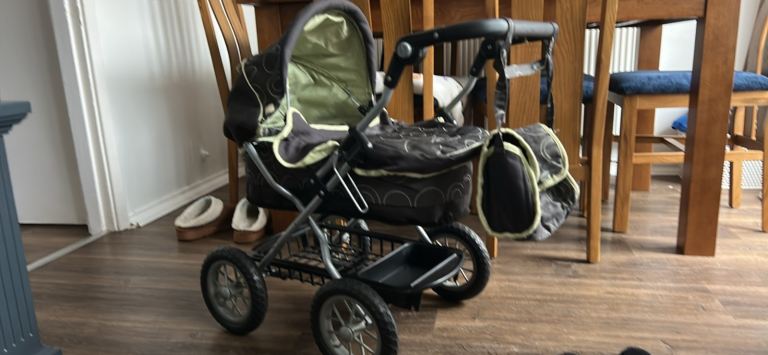 Silver cross dolls pram