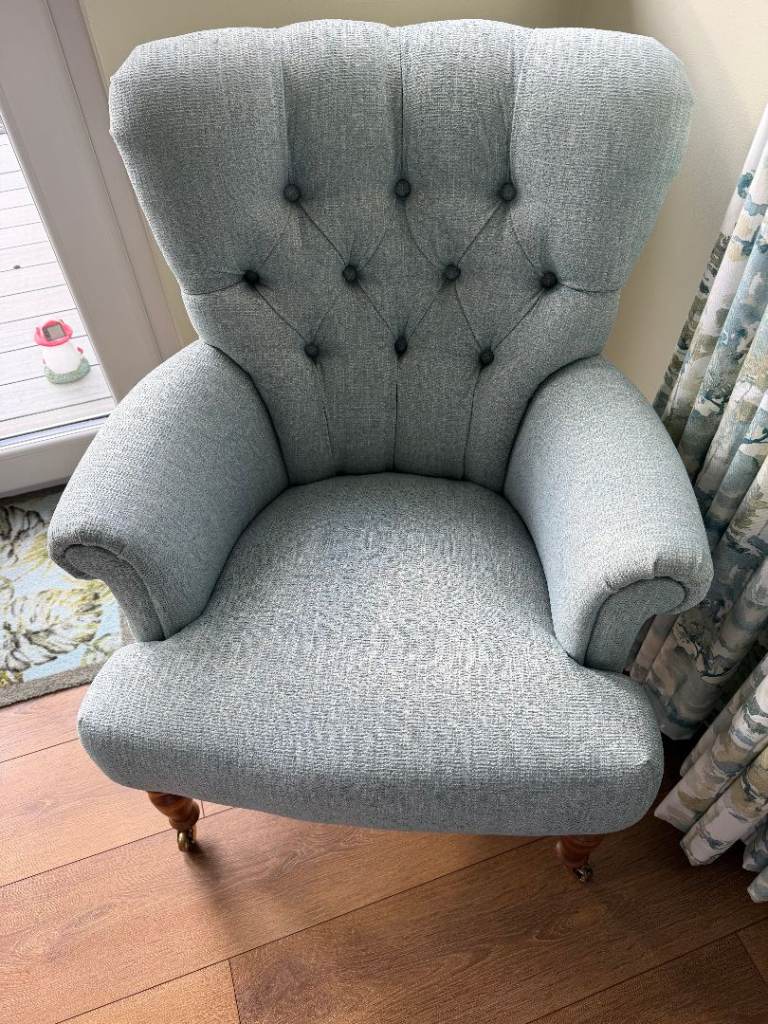 2 Lovely Blue / Green Fabric Armchair – Good Condition