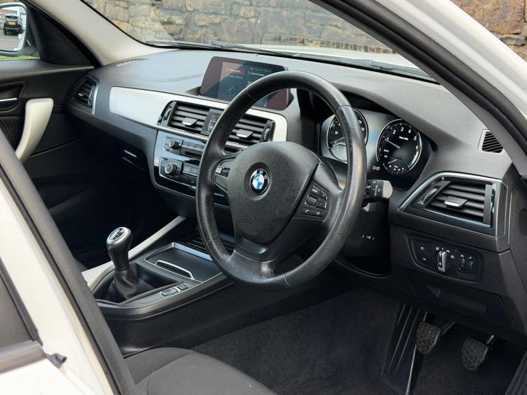 2018 BMW 1 Series 1.5 118i SE Euro 6 (s/s) 5dr HATCHBACK Petrol Manual
