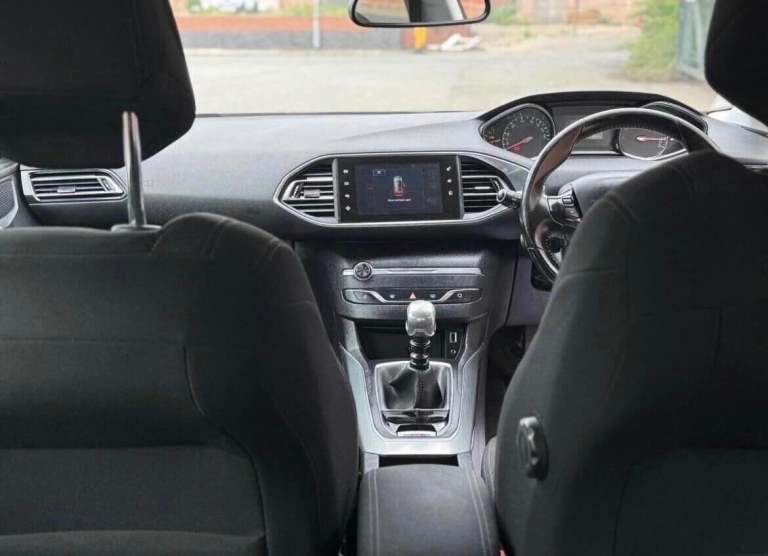 2016 Peugeot 308 1.2 PureTech 130 Allure 5dr HATCHBACK PETROL Manual